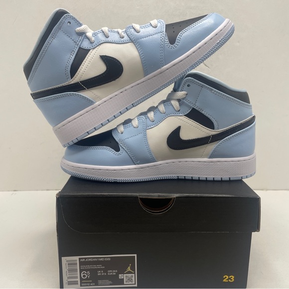 Nike Air Jordan 1 Retro Mid GS “Ice Blue” 2022 - Picture 3 of 4